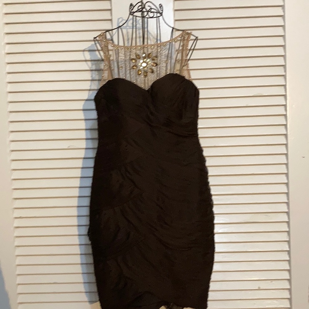 EUC NWOT Adrianna Papell Brown Dress 4P